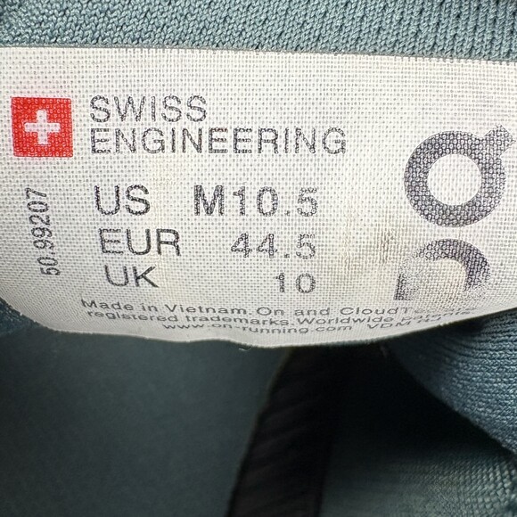 On Cloudace White Green Mens US Size 10.5 EUR 44.5 50.99207 Running Shoes - Picture 9 of 9